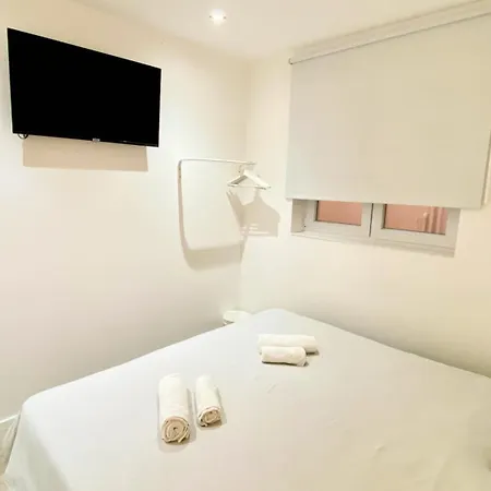 Casa Amarela 2* 阿尔布费拉