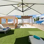 Casa Amarela 3*
