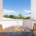 Casa Amarela Албуфейра