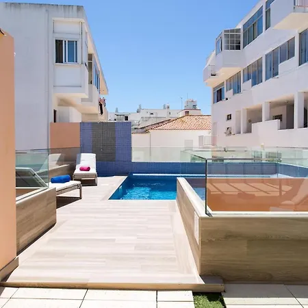 ゲストハウス Casa Amarela