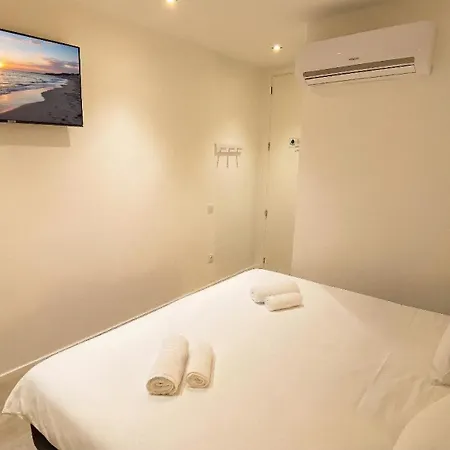Casa Amarela 3* Αλμπουφέιρα