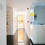 Casa Amarela 3*